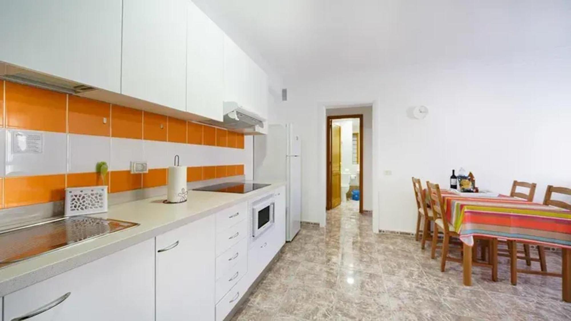 Modern Apartment With Mountain View In Arinaga Exterior photo